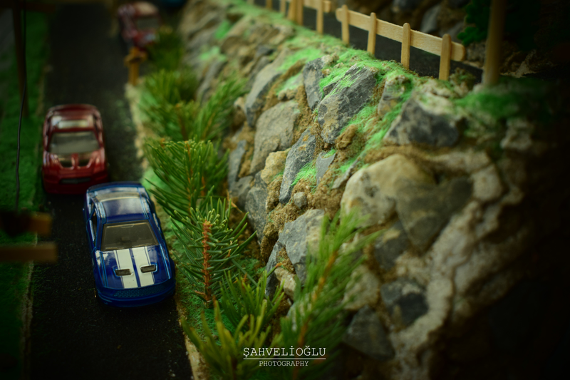 Illustration for article titled My Handmade Diorama For 1:64 Cars